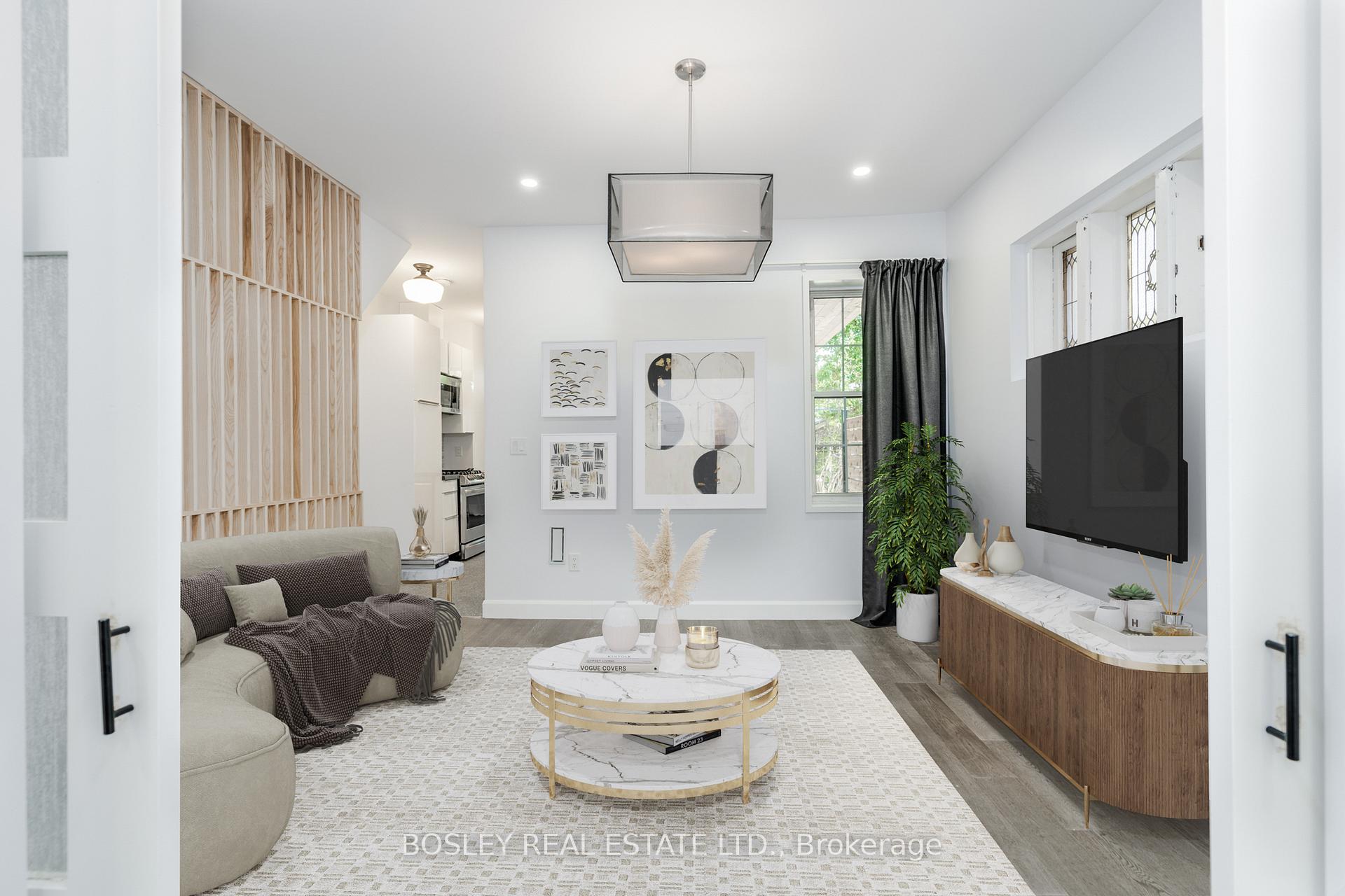 Photo 15 of Unit Lower, 9 Hambly Avenue, Toronto, The Beaches — HOMEH