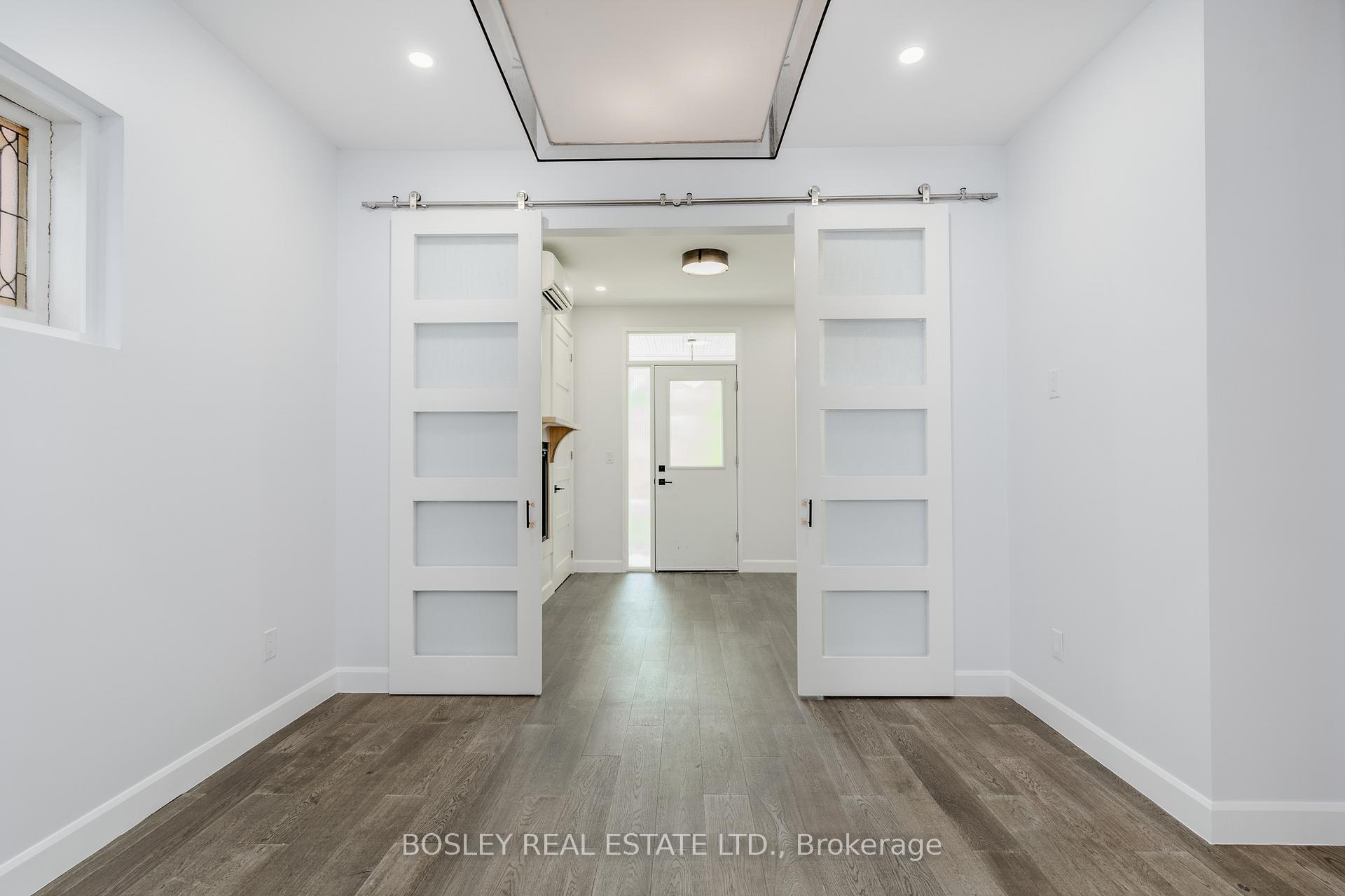 Photo 18 of Unit Lower, 9 Hambly Avenue, Toronto, The Beaches — HOMEH
