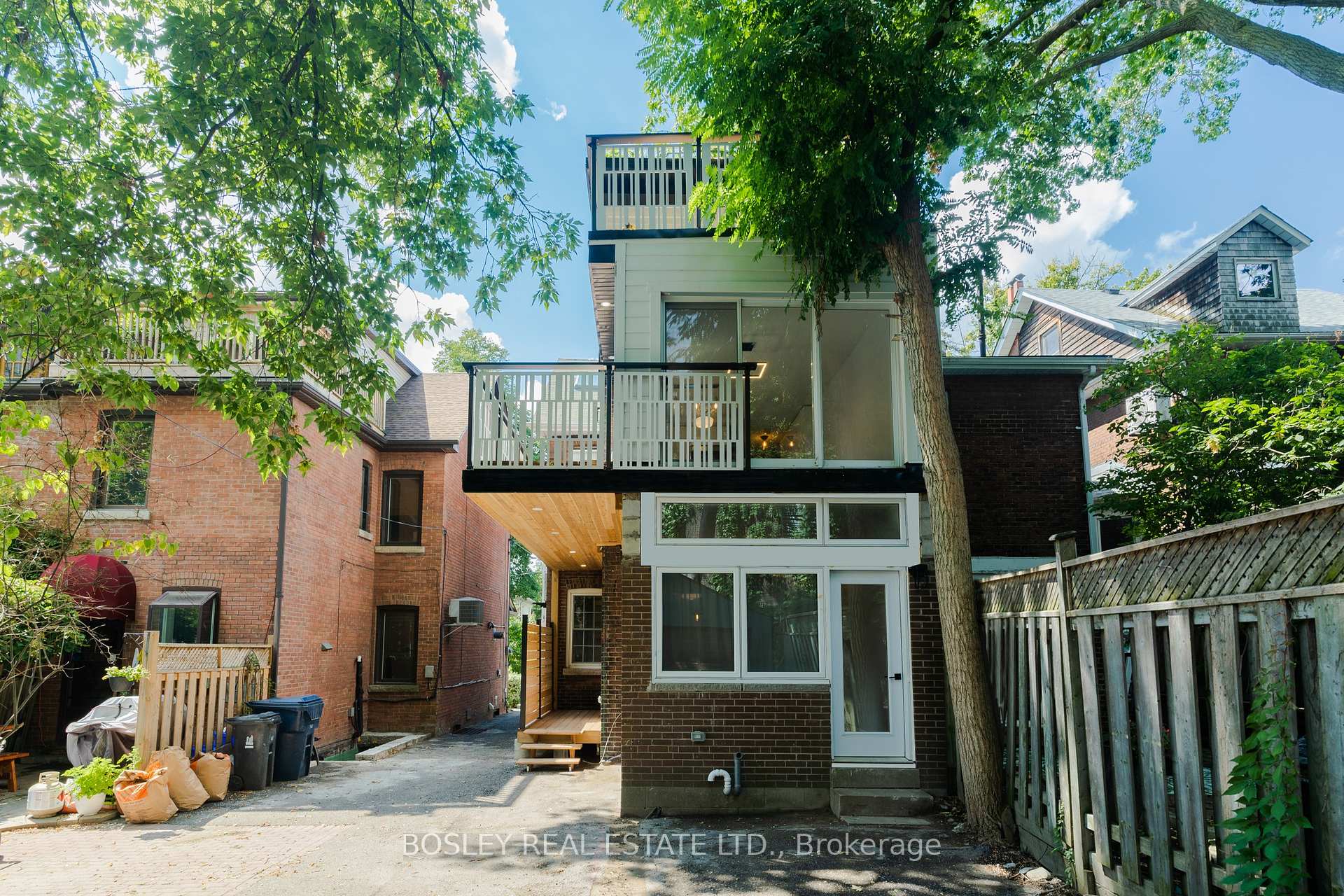 Photo 40 of Unit Lower, 9 Hambly Avenue, Toronto, The Beaches — HOMEH