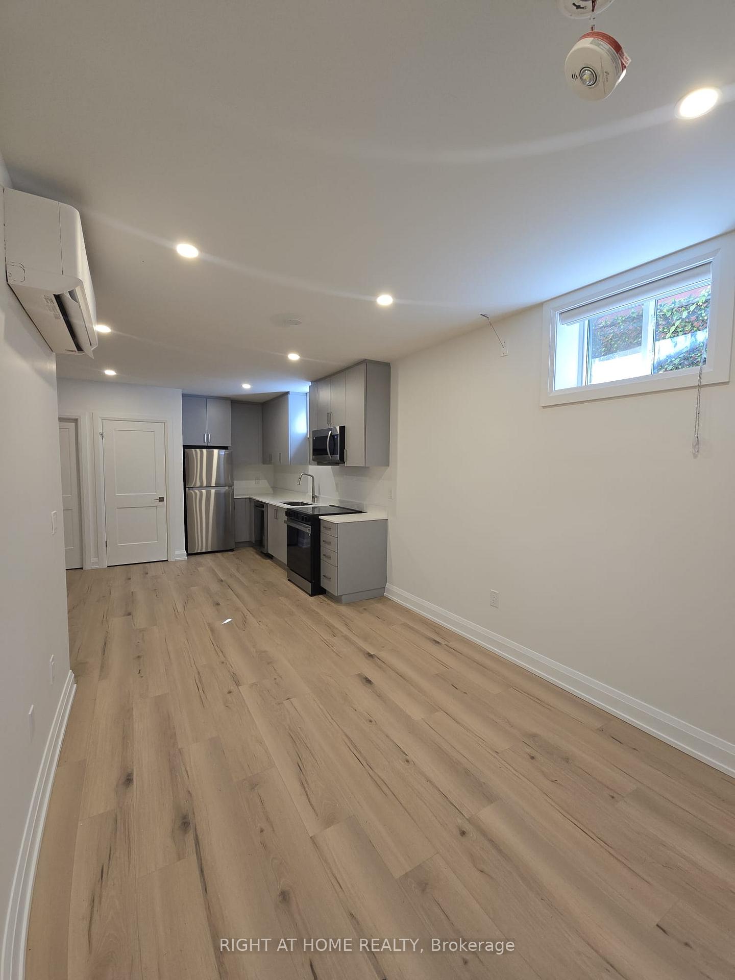 Front of Unit B, 696 Winona Drive