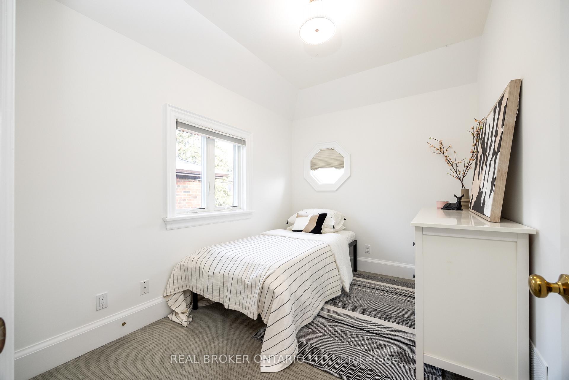 Photo 20 of 258 Douglas Avenue, Toronto, Lawrence Park North — HOMEH