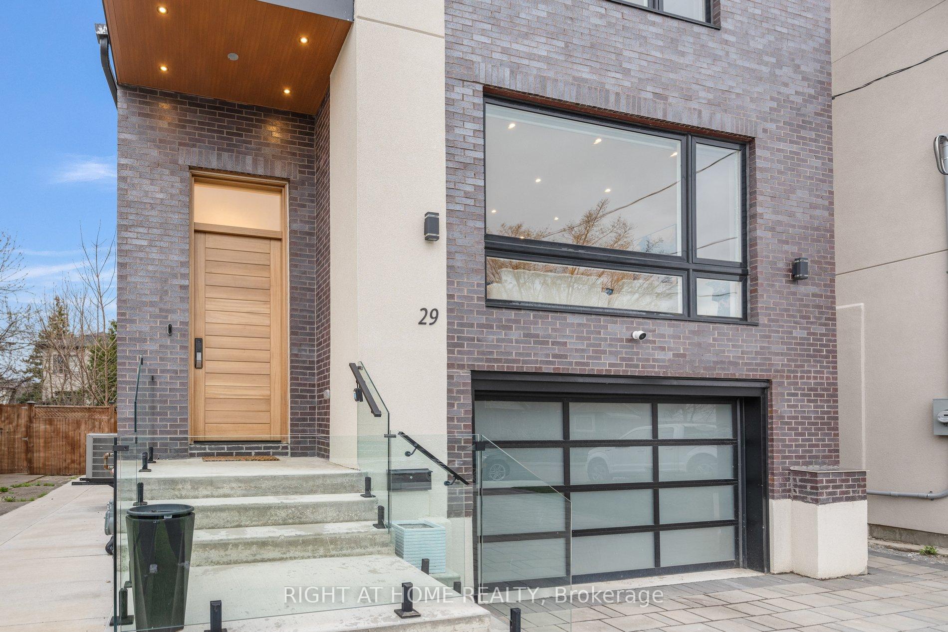 Photo 5 of 29 Machockie Road, Toronto, East York — HOMEH