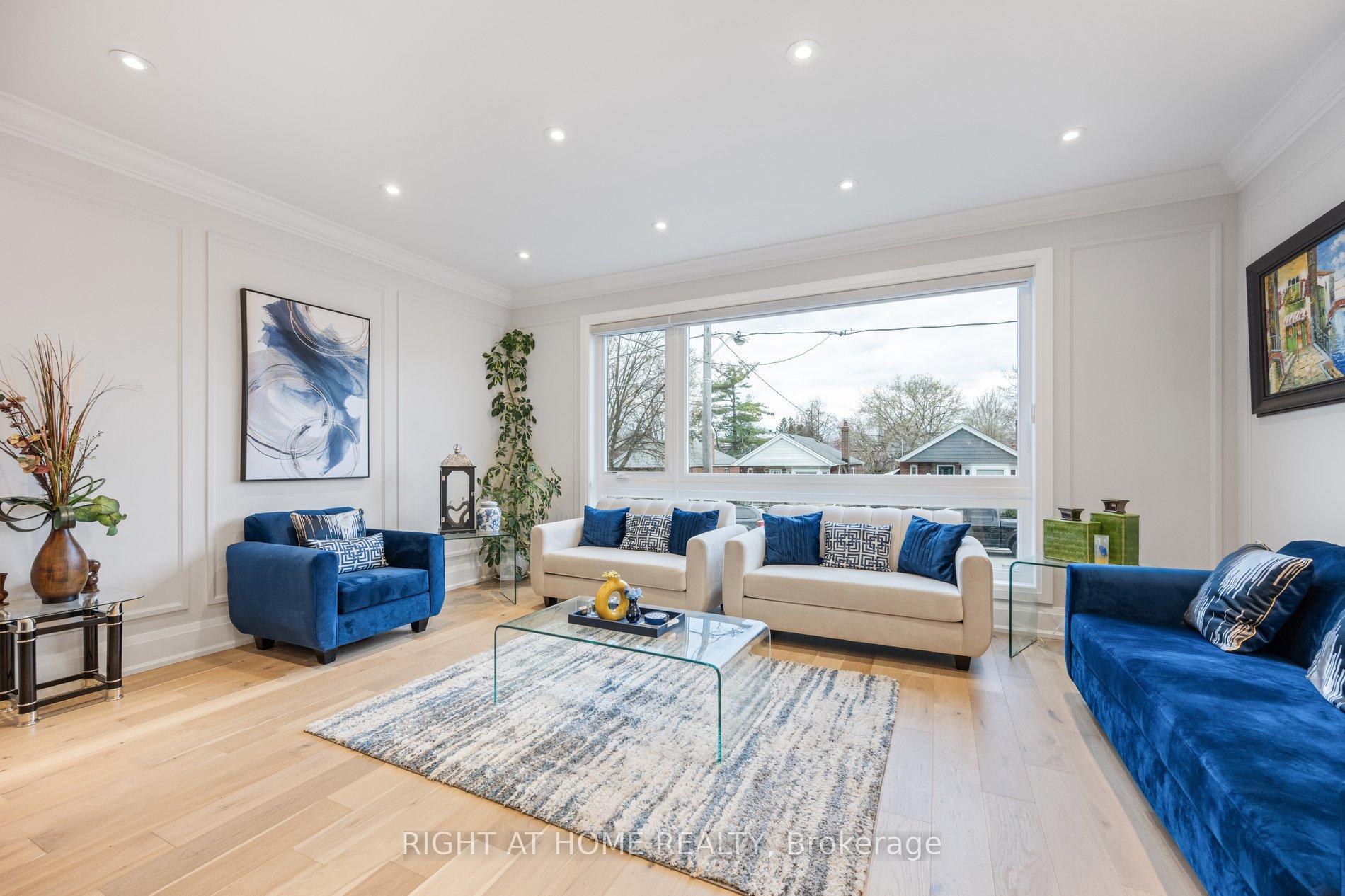 Photo 9 of 29 Machockie Road, Toronto, East York — HOMEH