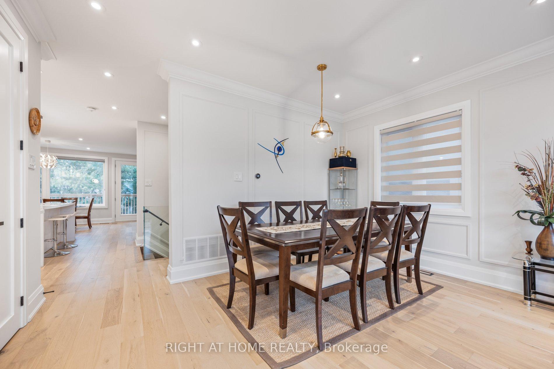 Photo 12 of 29 Machockie Road, Toronto, East York — HOMEH