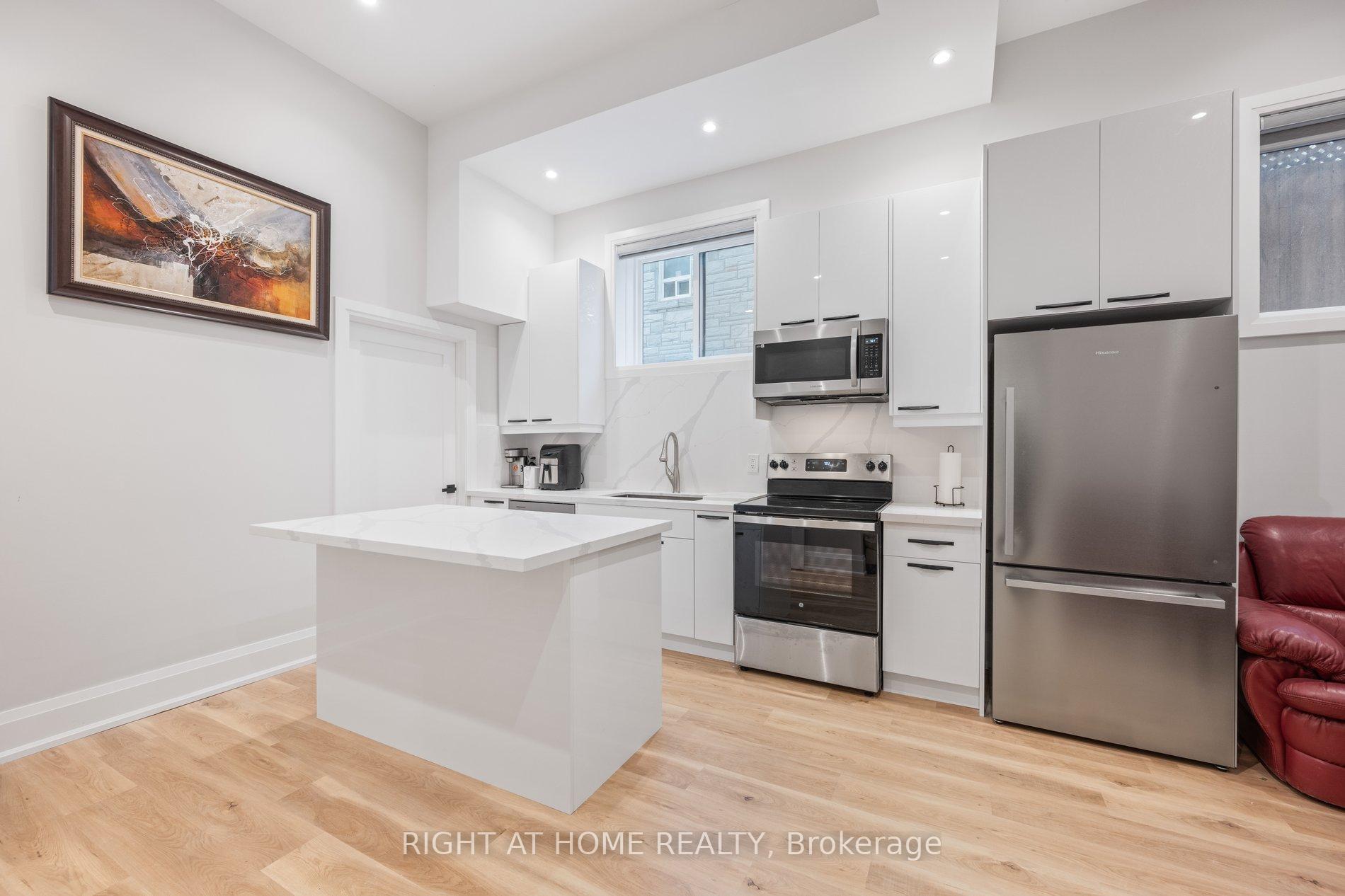 Photo 42 of 29 Machockie Road, Toronto, East York — HOMEH