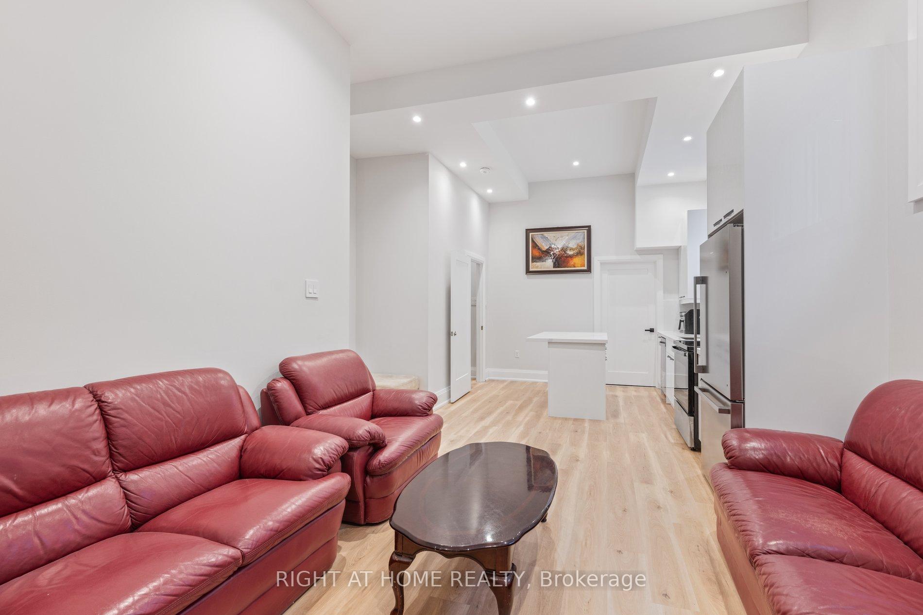 Photo 44 of 29 Machockie Road, Toronto, East York — HOMEH