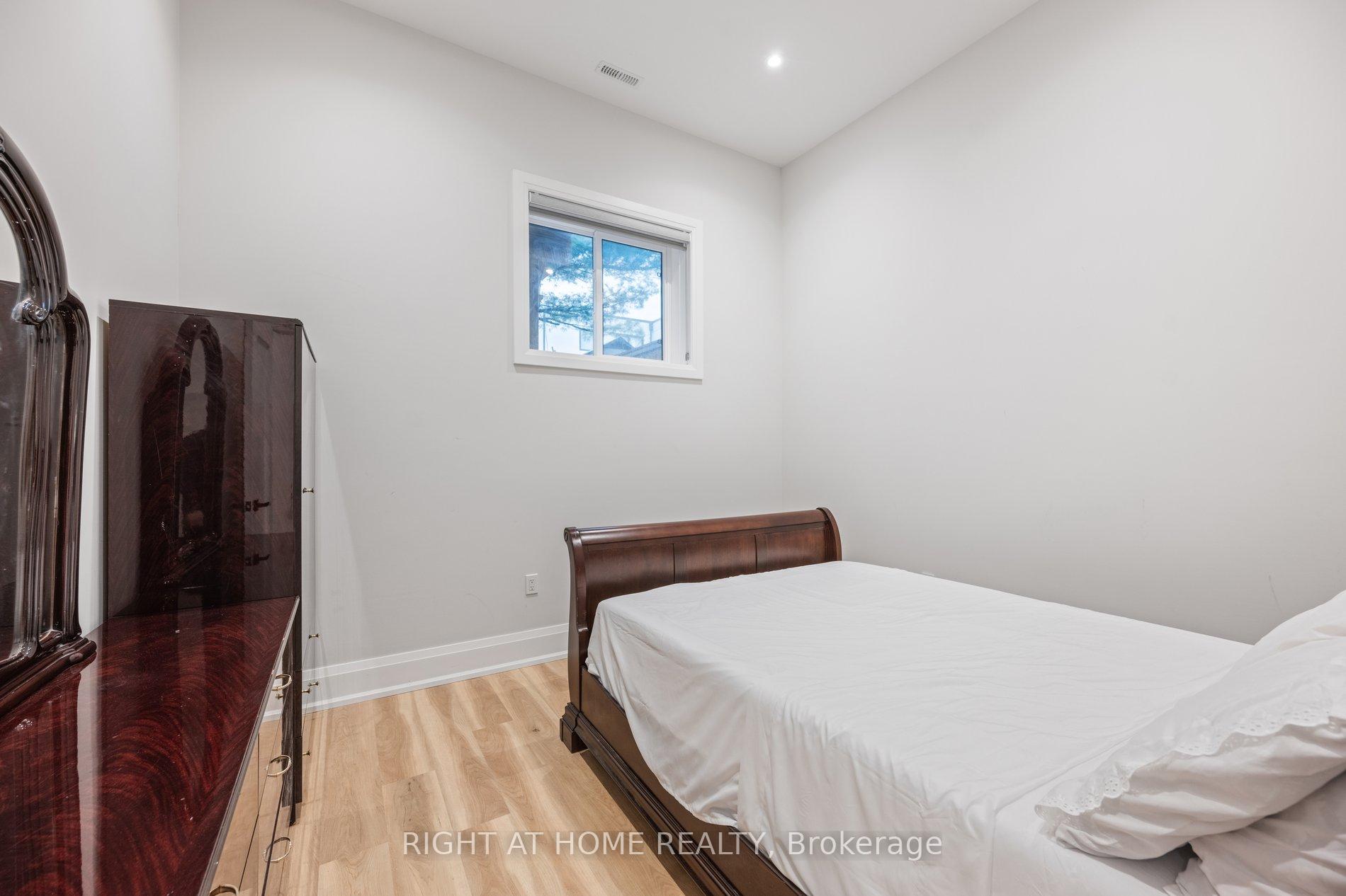 Photo 46 of 29 Machockie Road, Toronto, East York — HOMEH