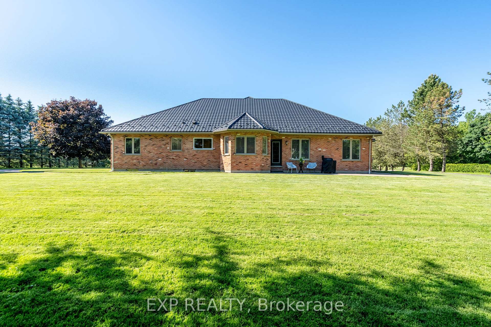Photo 34 of 31 Wright Street, Thames Centre, Nilestown — HOMEH