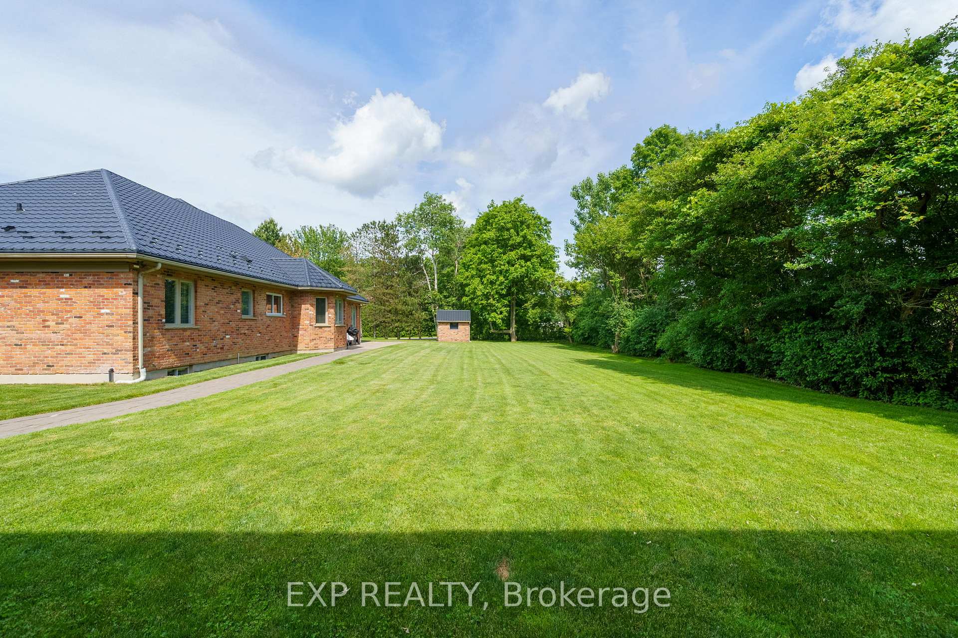 Photo 37 of 31 Wright Street, Thames Centre, Nilestown — HOMEH