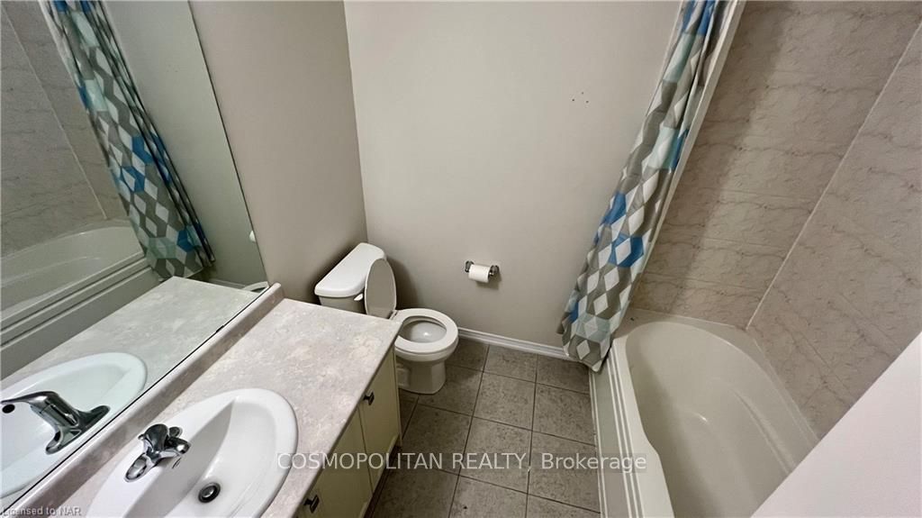 Photo 11 of 194 Esther Crescent, Thorold, Hurricane/Merrittville — HOMEH