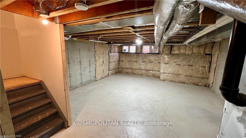 Photo 18 of 194 Esther Crescent, Thorold, Hurricane/Merrittville — HOMEH