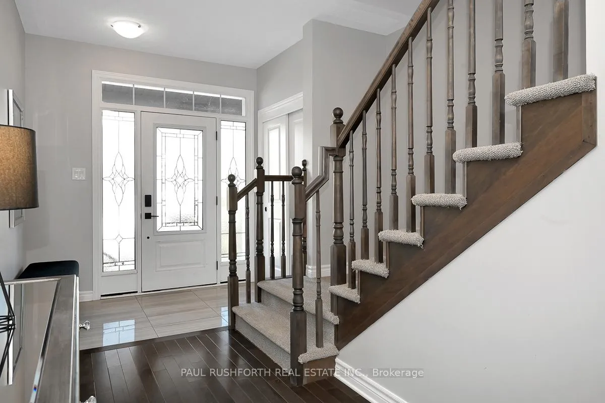 Photo 2 of 556 Genevriers Street, Ottawa, Avalon West — HOMEH