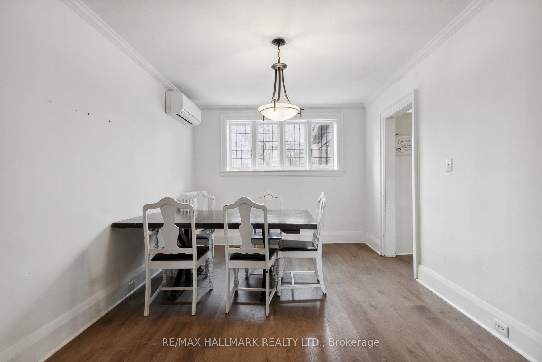 Photo 9 of 10 Dearbourne Avenue, Toronto, North Riverdale — HOMEH