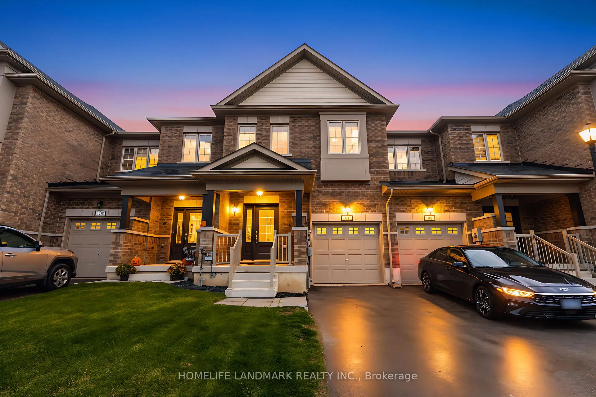 Front of 21 Sapphire Way