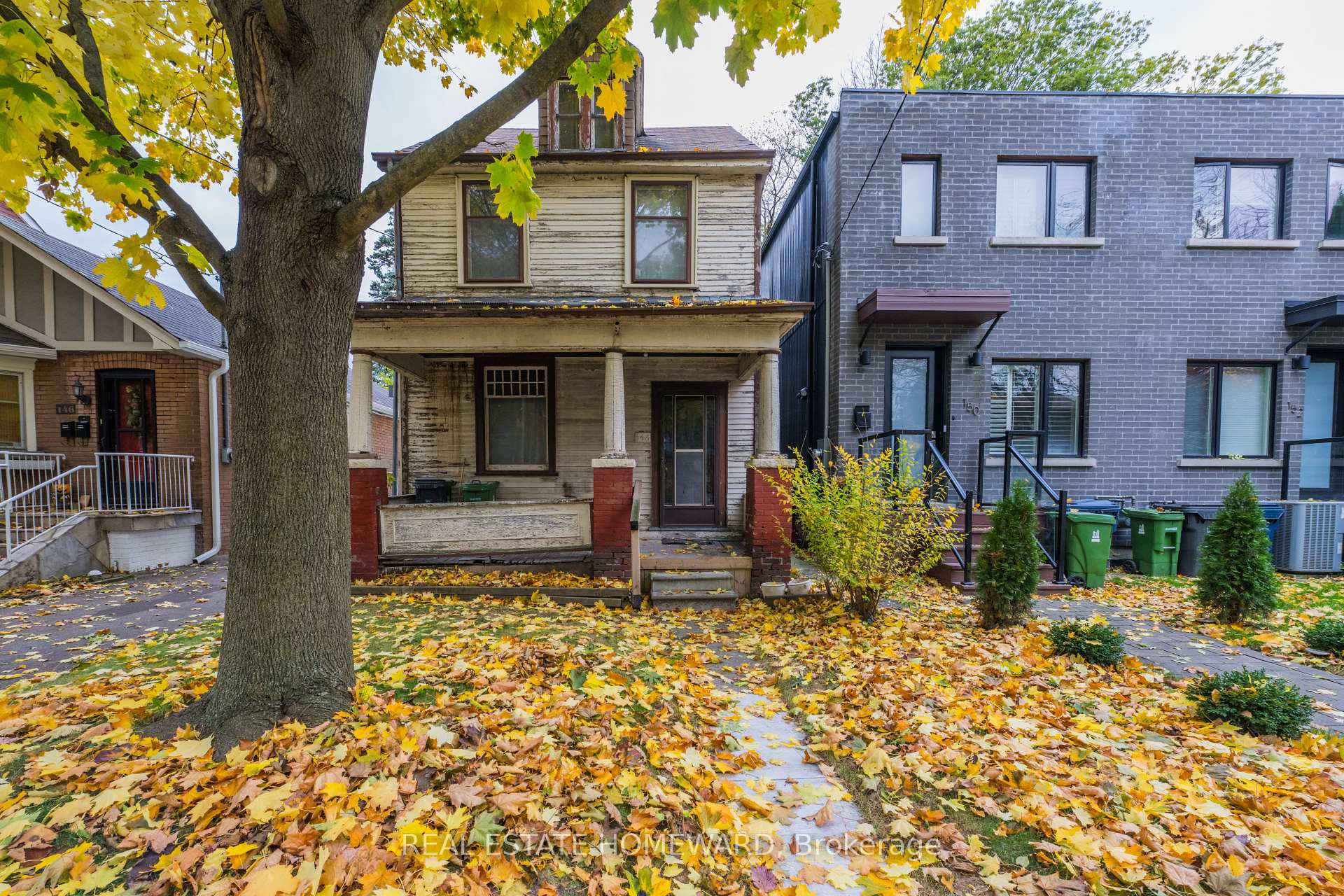 Front of 148 Rhodes Avenue