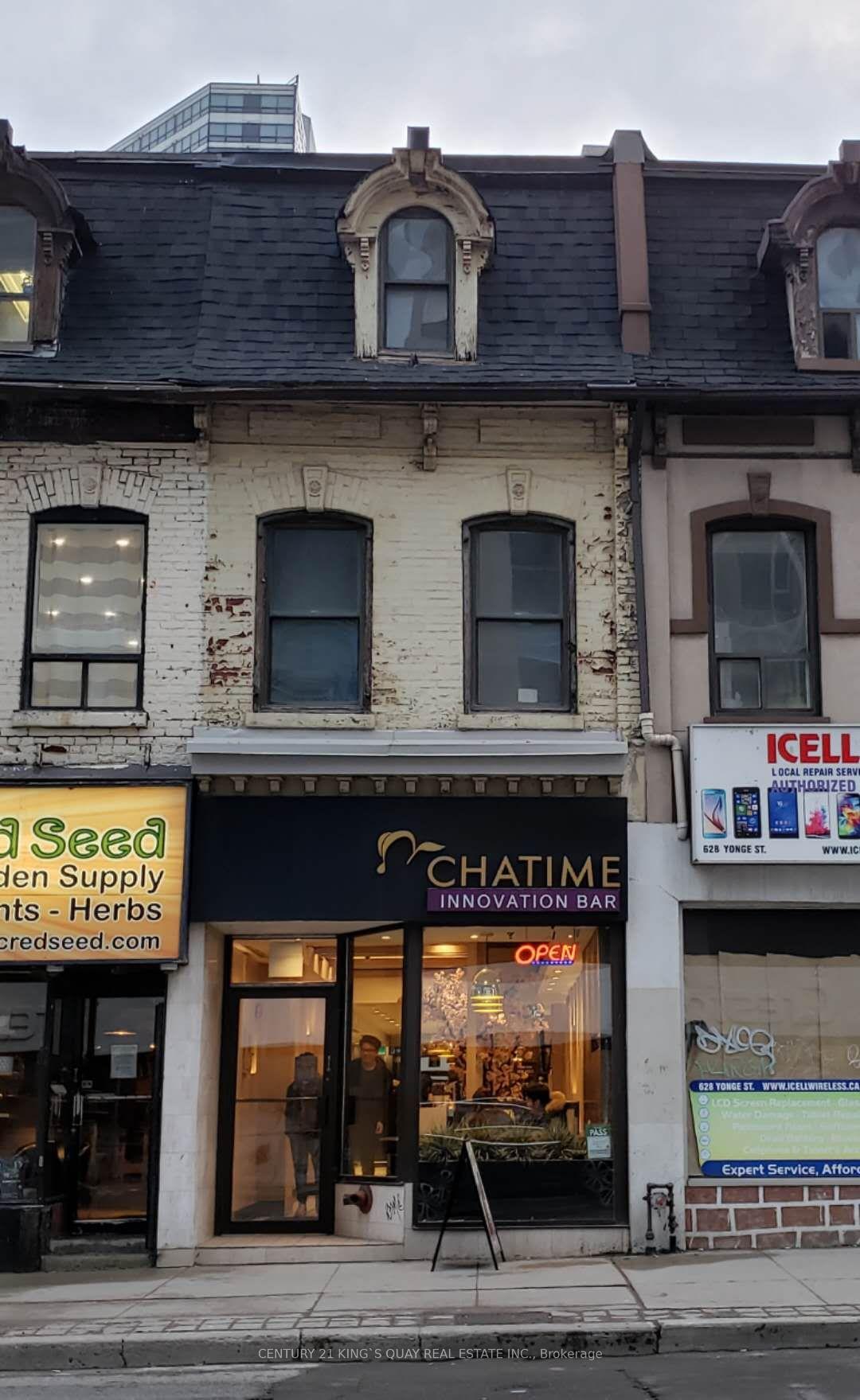 Front of Unit UL, 626 Yonge Street