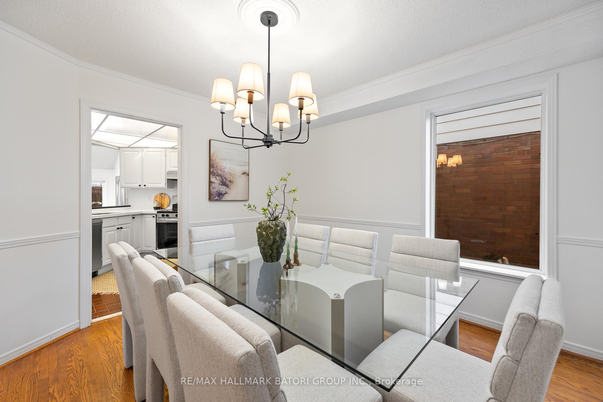 Photo 6 of 125 Glengarry Avenue, Toronto, Lawrence Park North — HOMEH