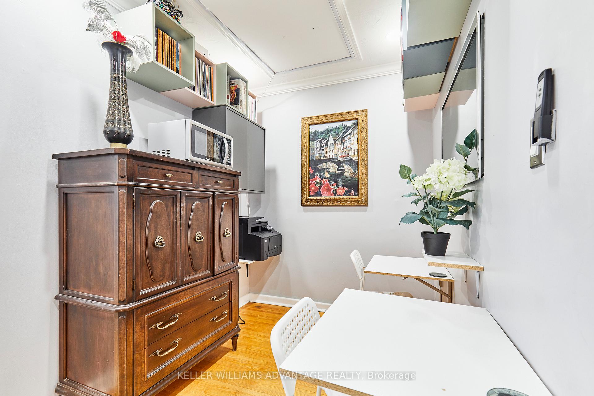Photo 7 of 9 Chapman Avenue, Toronto, O'Connor-Parkview — HOMEH