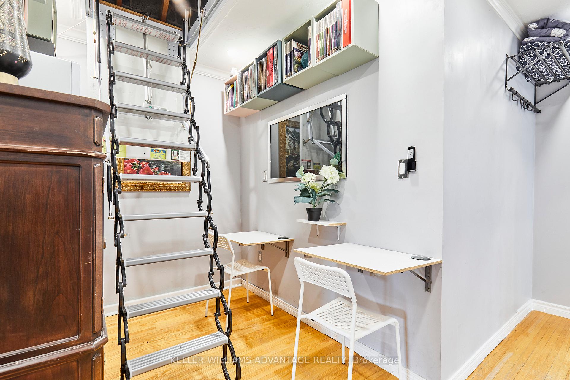 Photo 8 of 9 Chapman Avenue, Toronto, O'Connor-Parkview — HOMEH