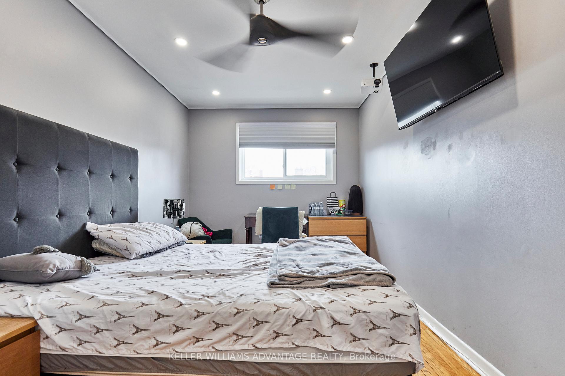 Photo 13 of 9 Chapman Avenue, Toronto, O'Connor-Parkview — HOMEH