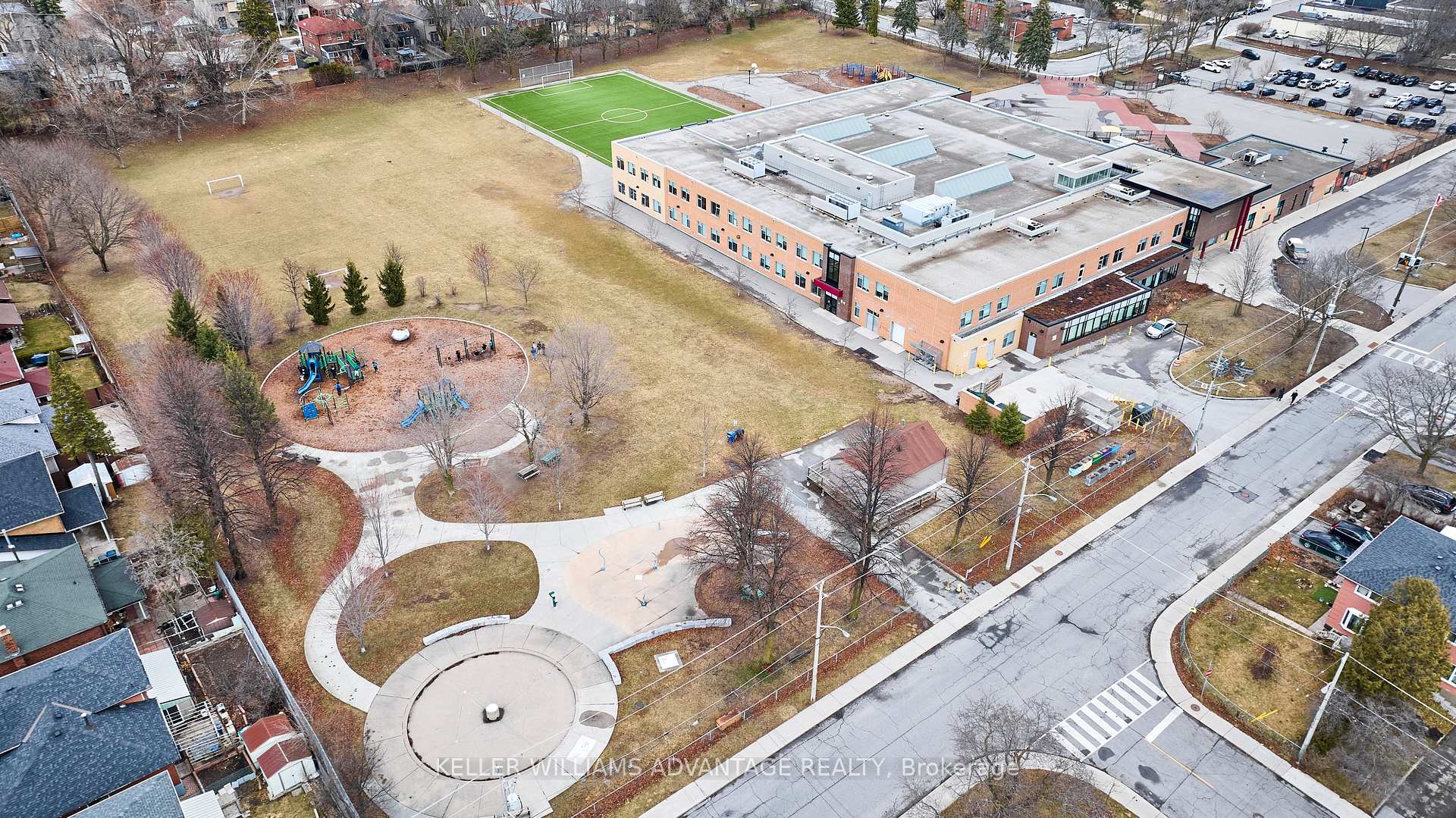 Photo 43 of 9 Chapman Avenue, Toronto, O'Connor-Parkview — HOMEH