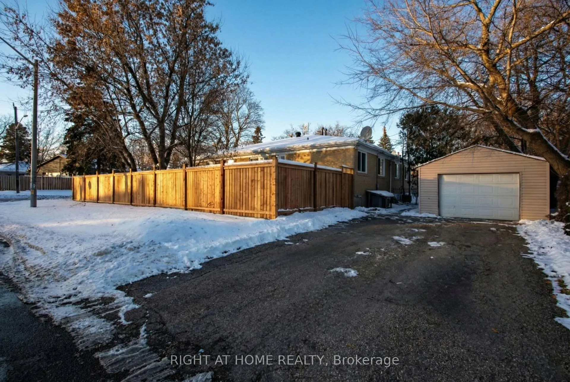 Front of 303 Blue Grass Boulevard