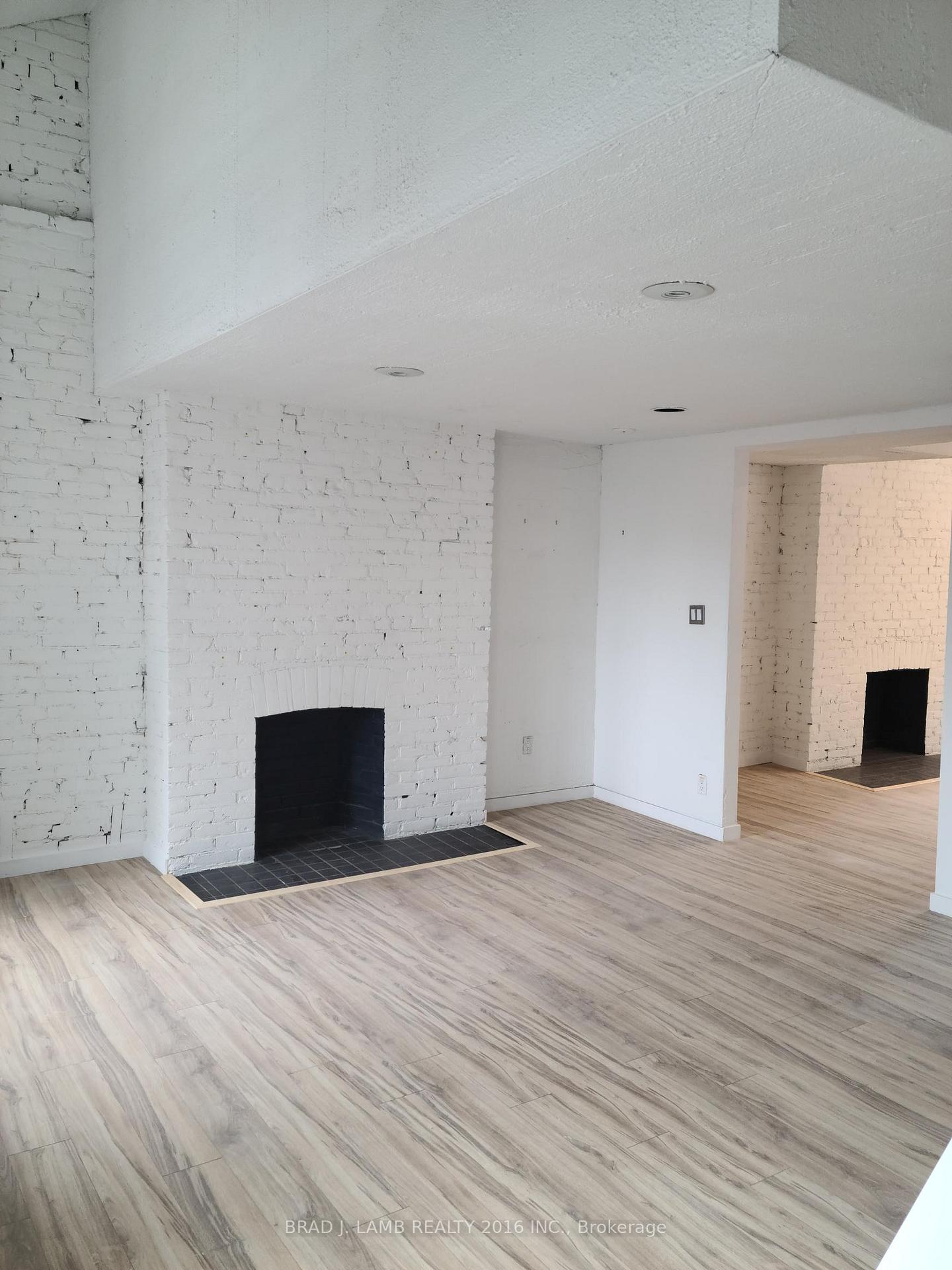 Photo 4 of Unit 300, 300 King Street E, Toronto, Moss Park — HOMEH