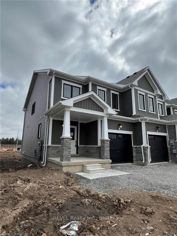 Photo 3 of 20 Lemon Avenue, Thorold, Hurricane/Merrittville — HOMEH