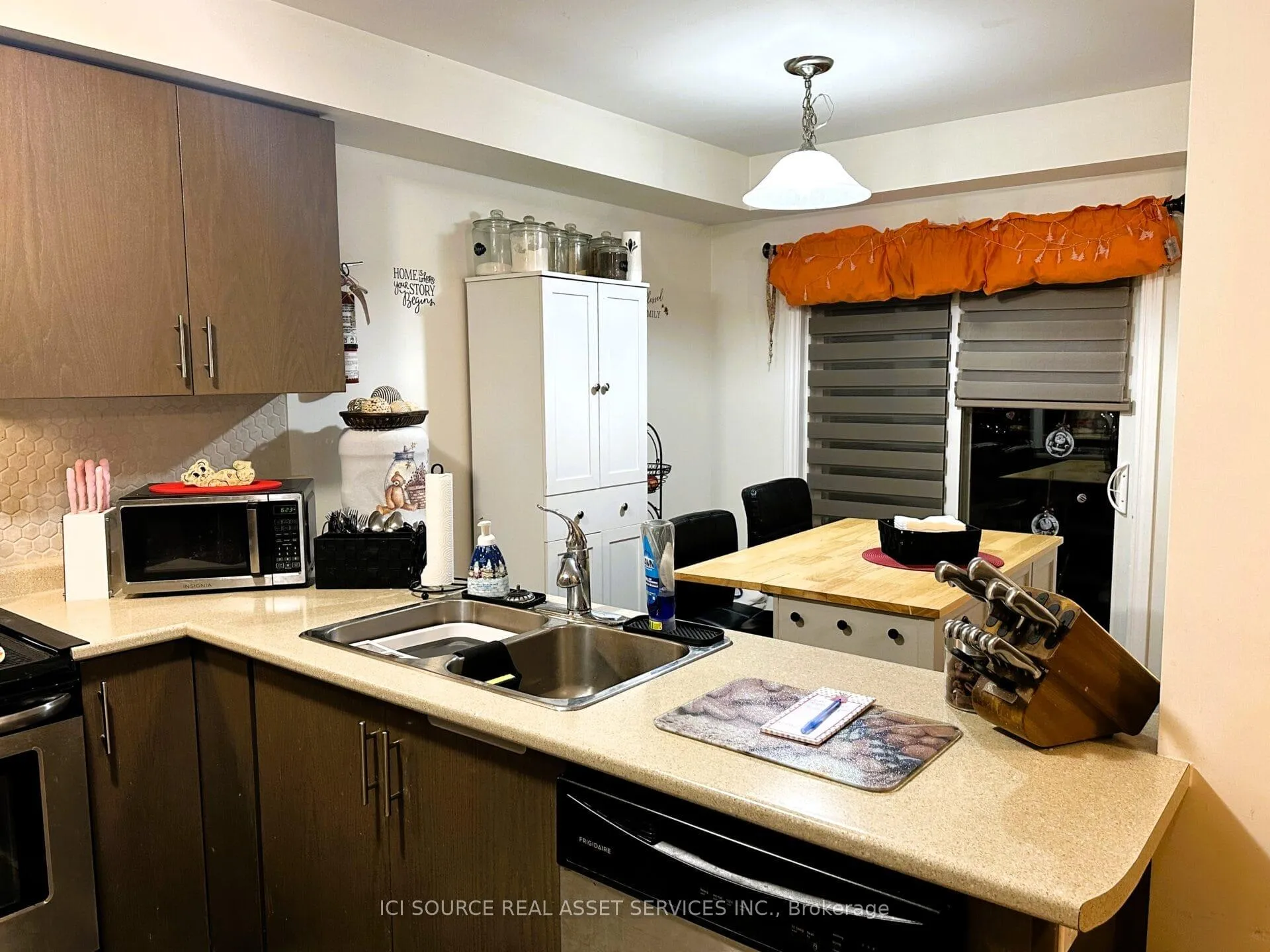 Photo 9 of 29 Tabaret Crescent, Oshawa, Windfields — HOMEH