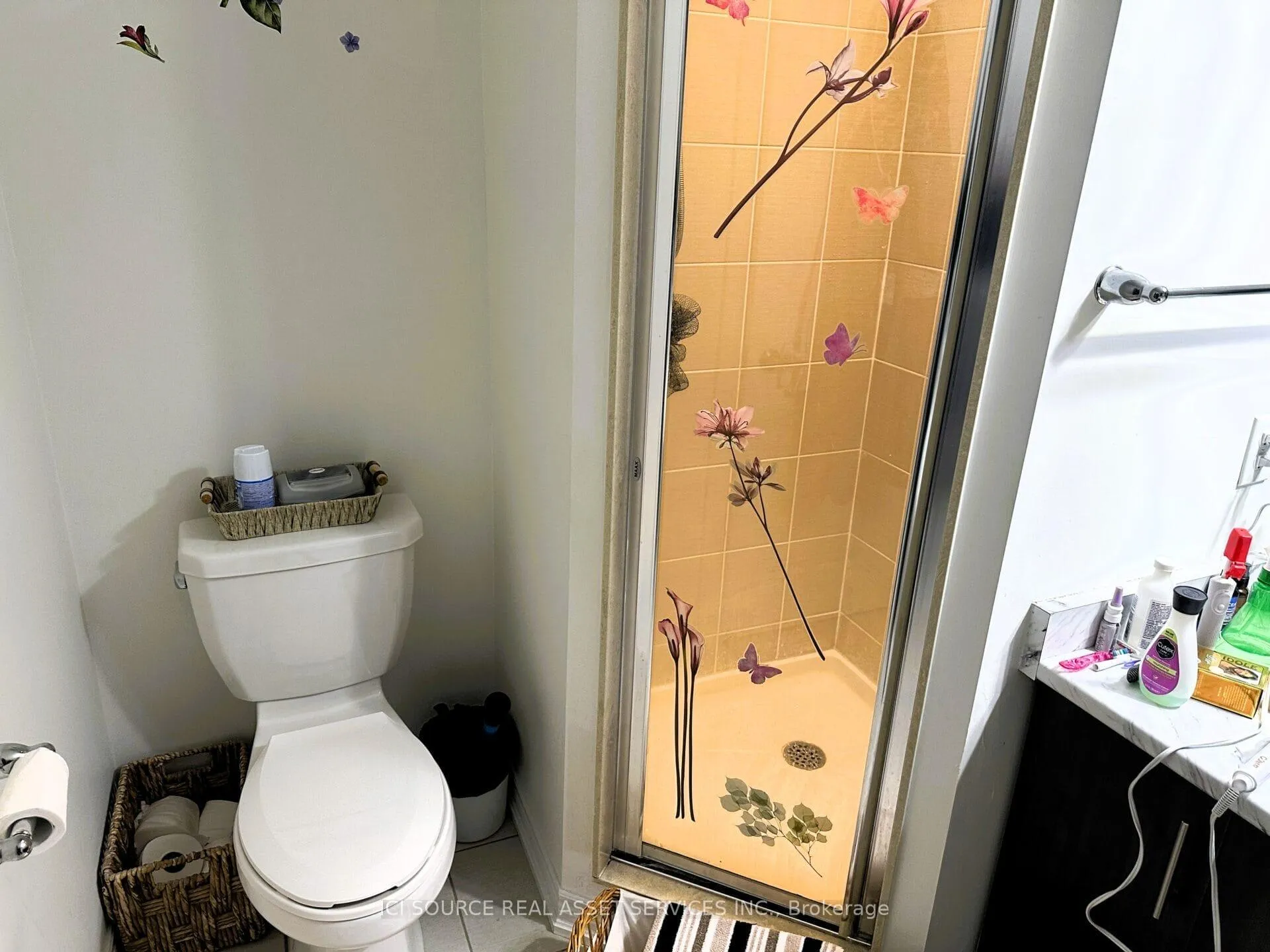 Photo 14 of 29 Tabaret Crescent, Oshawa, Windfields — HOMEH