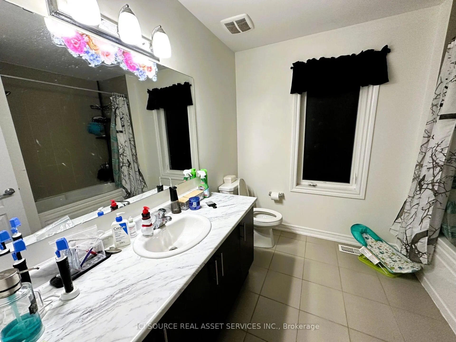 Photo 17 of 29 Tabaret Crescent, Oshawa, Windfields — HOMEH