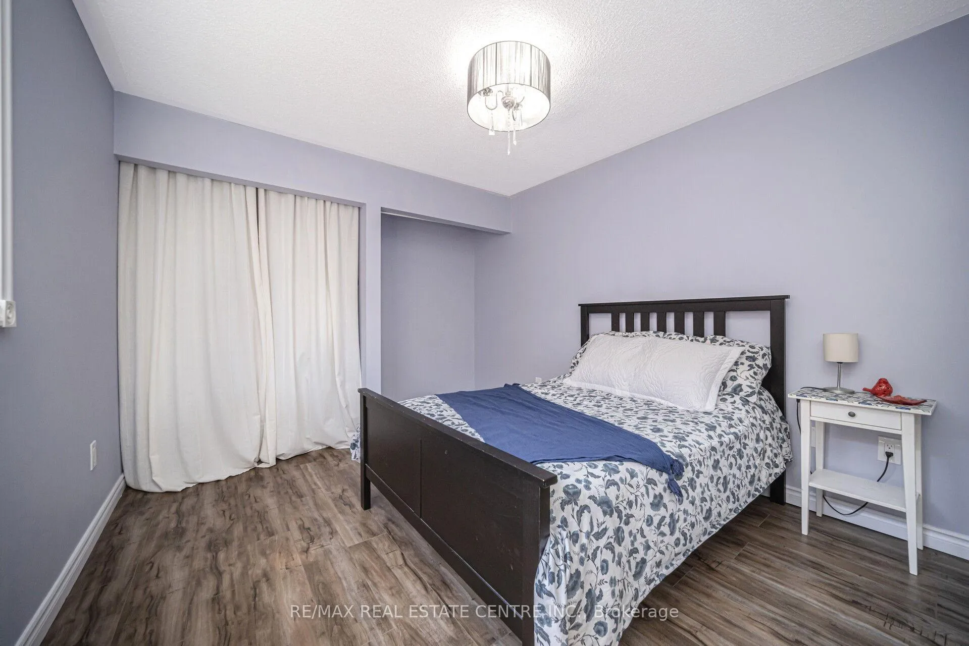 Photo 20 of 19 Silkwood Crescent, Brampton, Brampton West — HOMEH