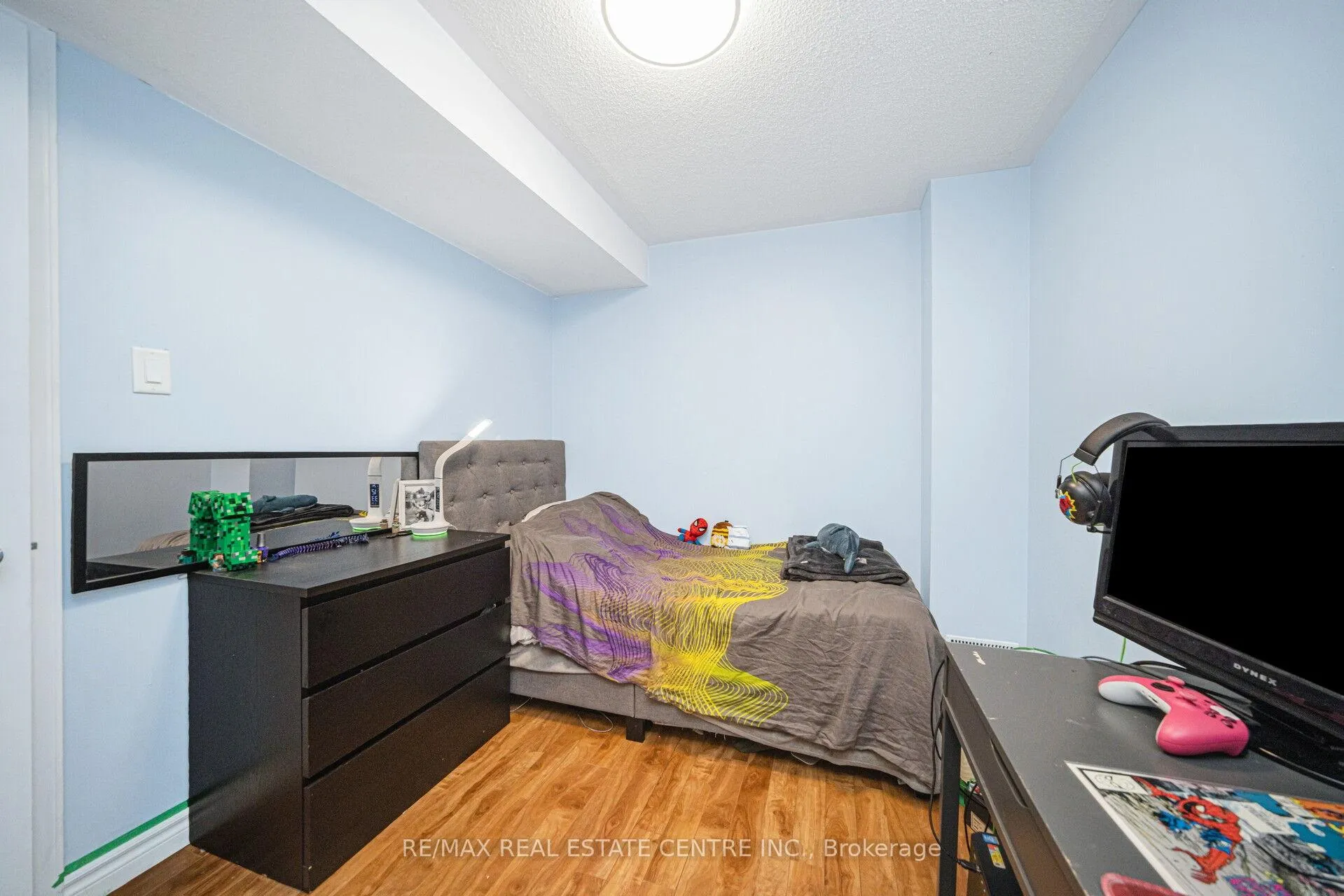 Photo 30 of 19 Silkwood Crescent, Brampton, Brampton West — HOMEH