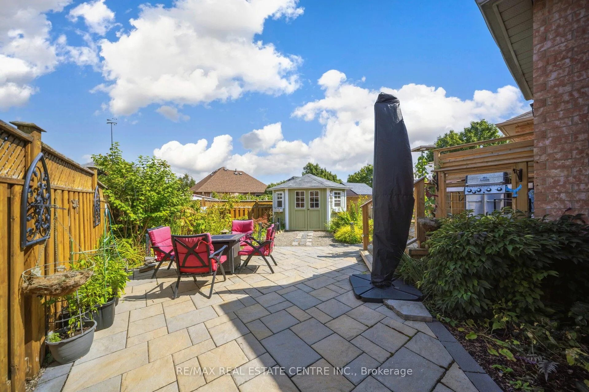 Photo 37 of 19 Silkwood Crescent, Brampton, Brampton West — HOMEH