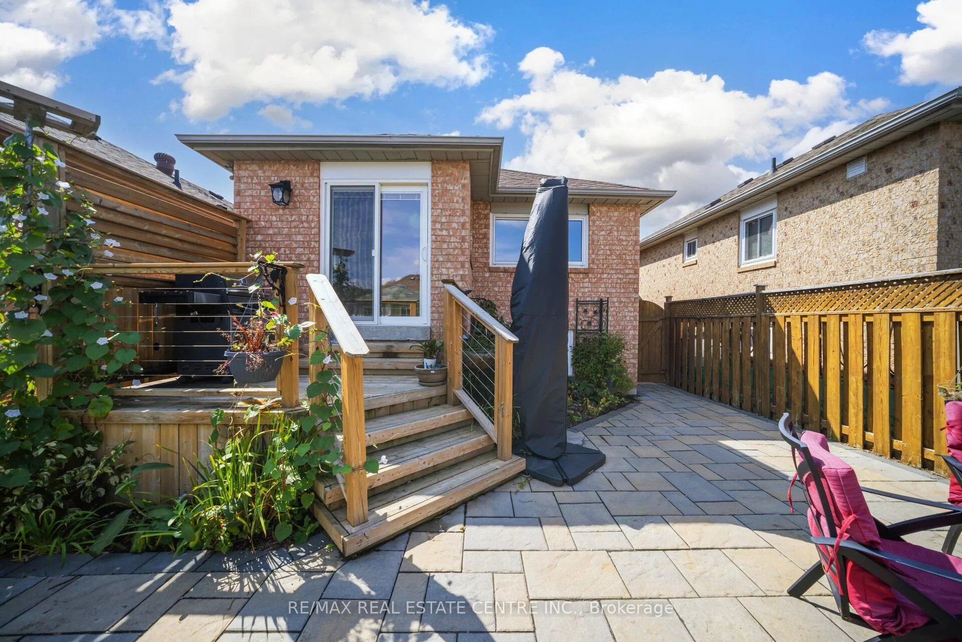 Photo 41 of 19 Silkwood Crescent, Brampton, Brampton West — HOMEH