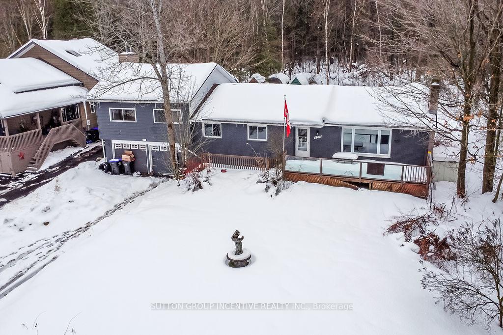 Photo 2 of 195 Bayview Avenue, Tay, Port McNicoll — HOMEH