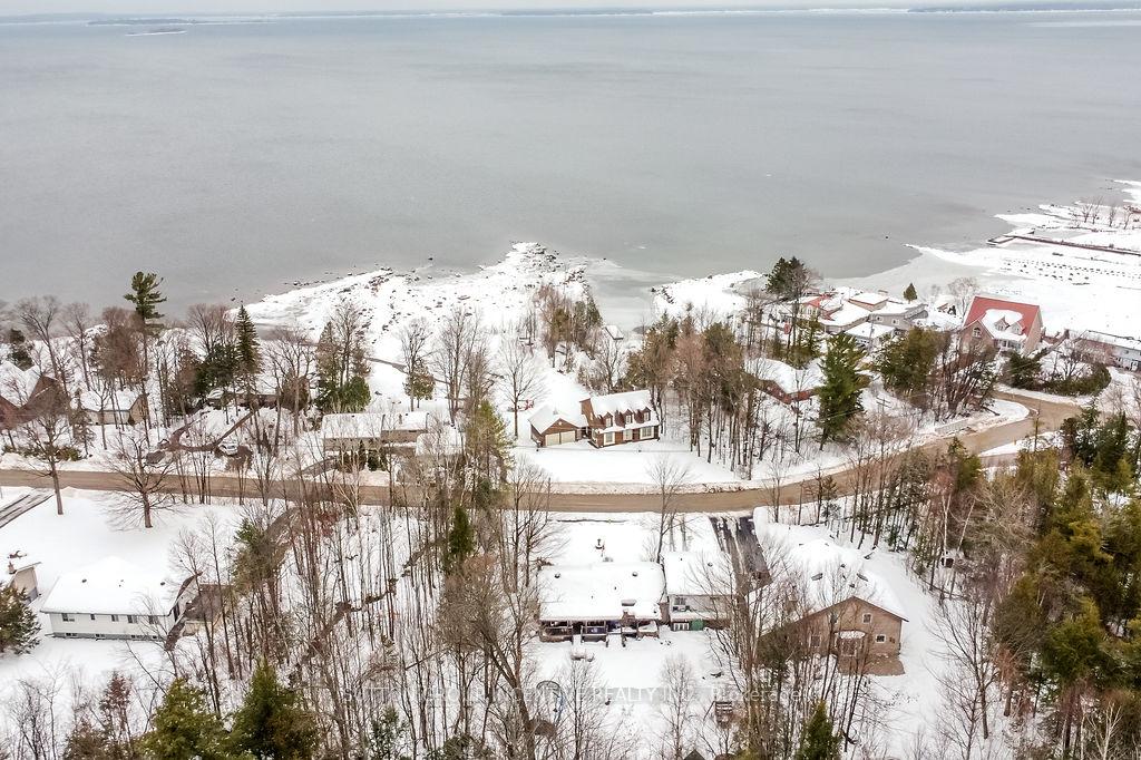 Photo 4 of 195 Bayview Avenue, Tay, Port McNicoll — HOMEH