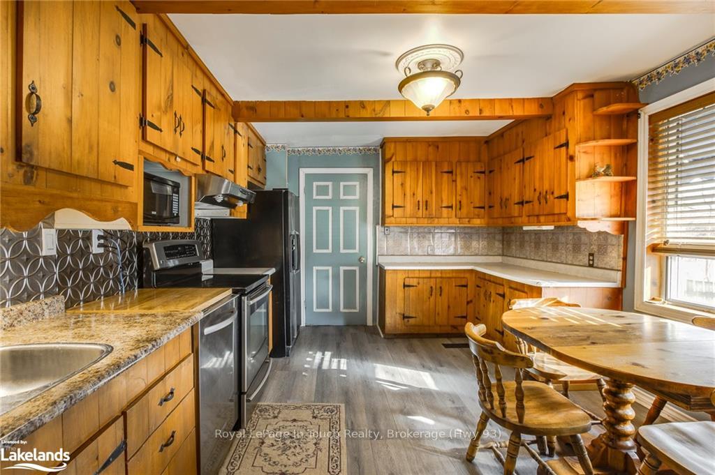 Photo 9 of 787 Fifth Avenue, Tay, Port McNicoll — HOMEH