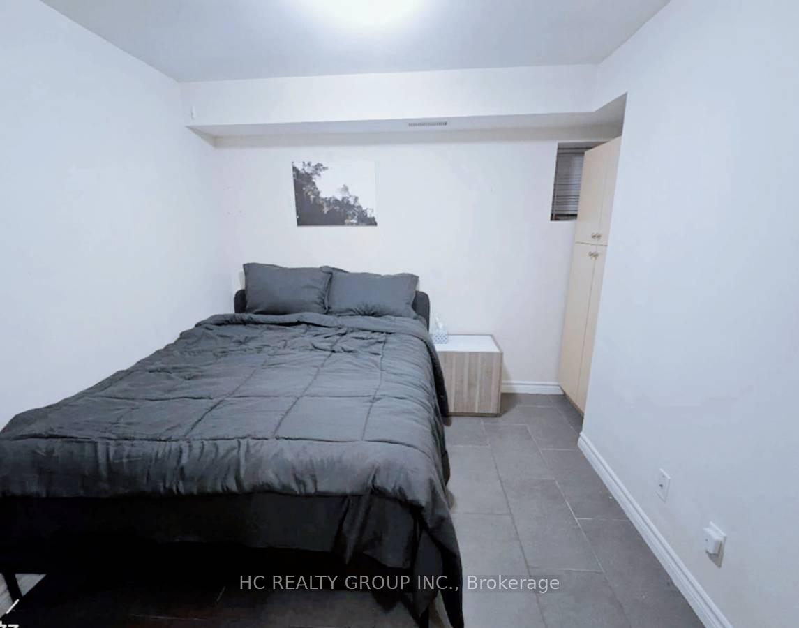 Photo 4 of 629 Bathurst Street, Toronto, University — HOMEH