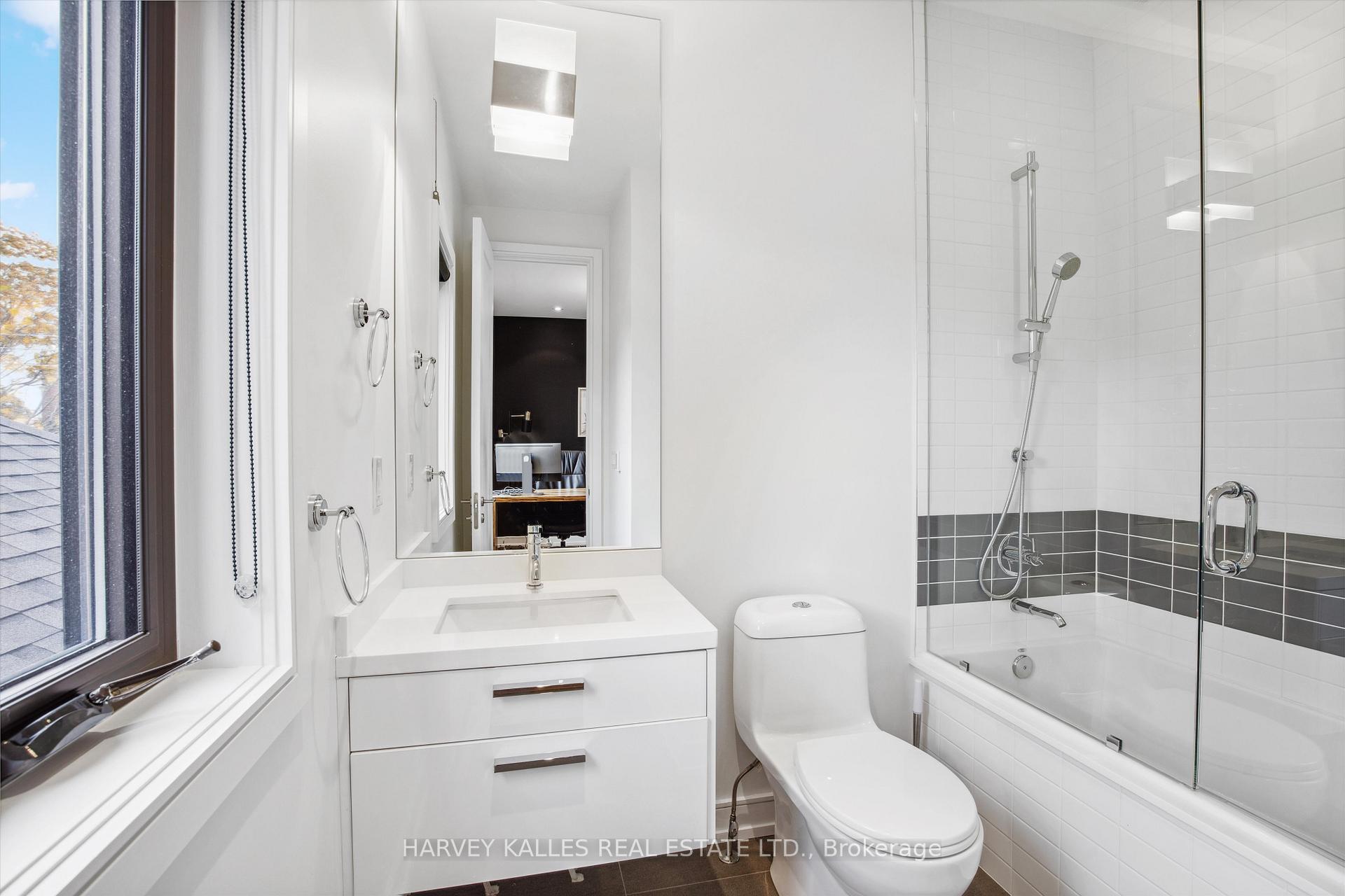 Photo 28 of 137 Ranleigh Avenue, Toronto, Lawrence Park North — HOMEH