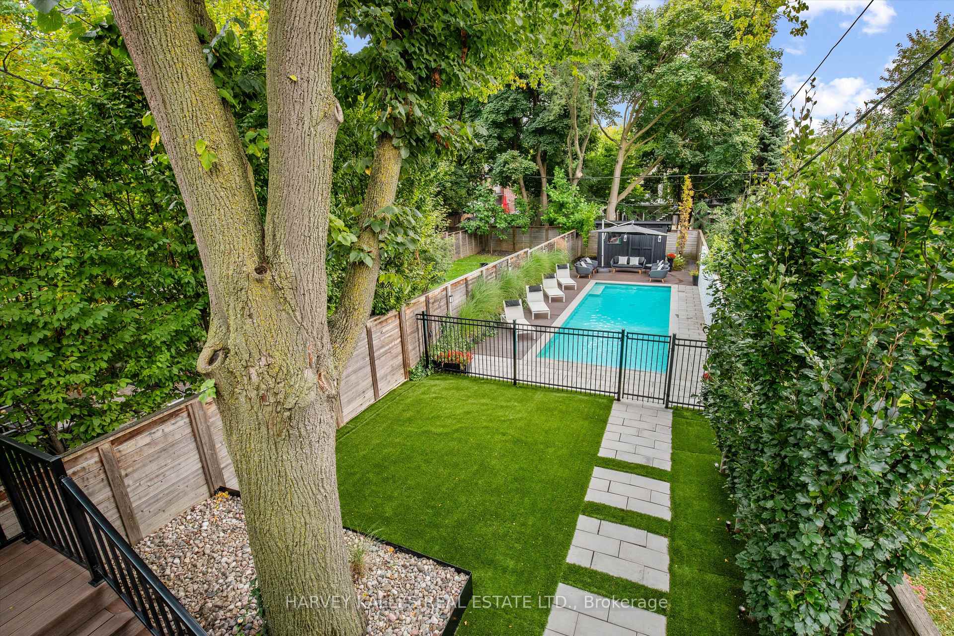 Photo 38 of 137 Ranleigh Avenue, Toronto, Lawrence Park North — HOMEH