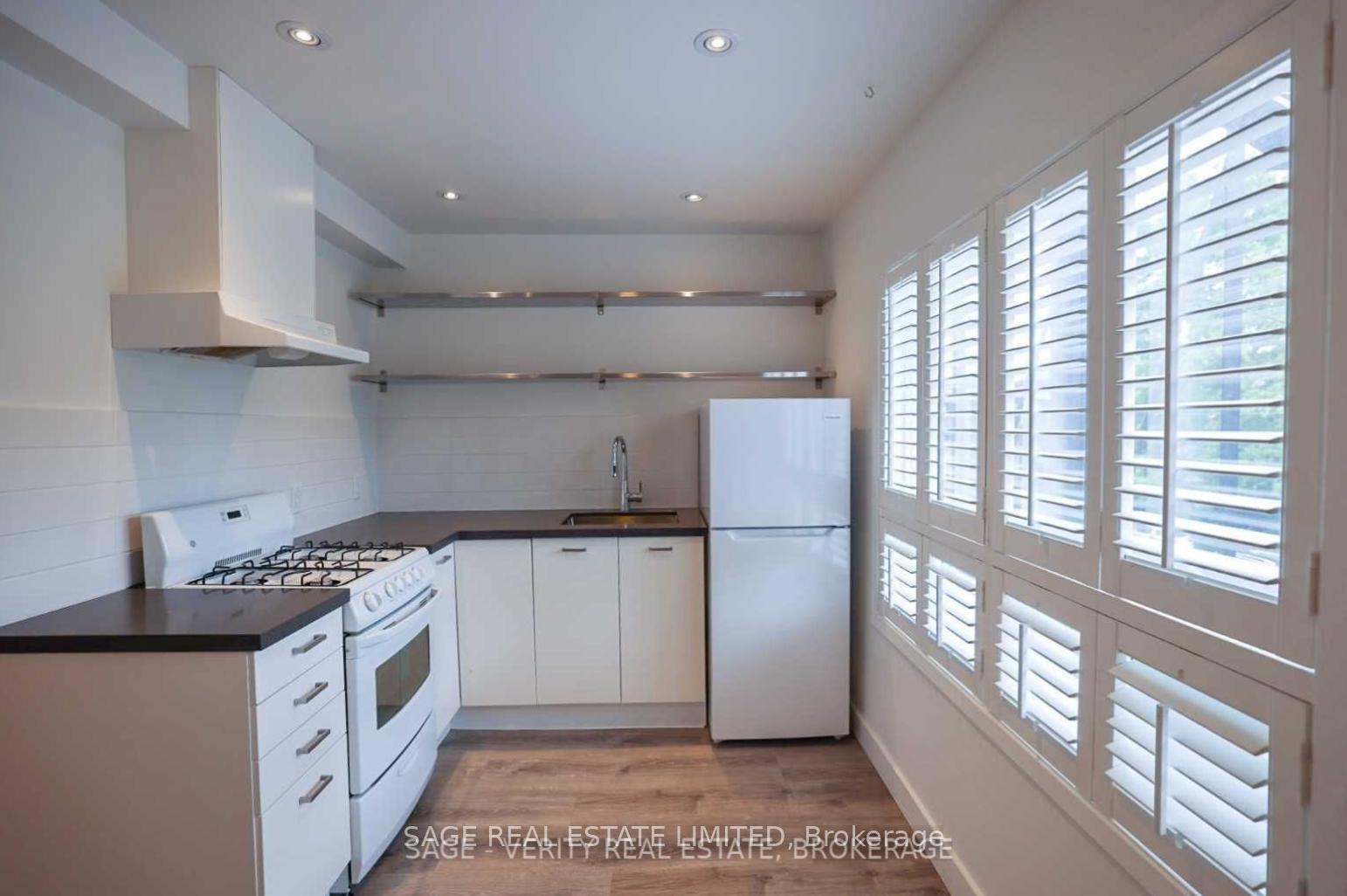 Front of Unit 2, 8 Brookmount Road