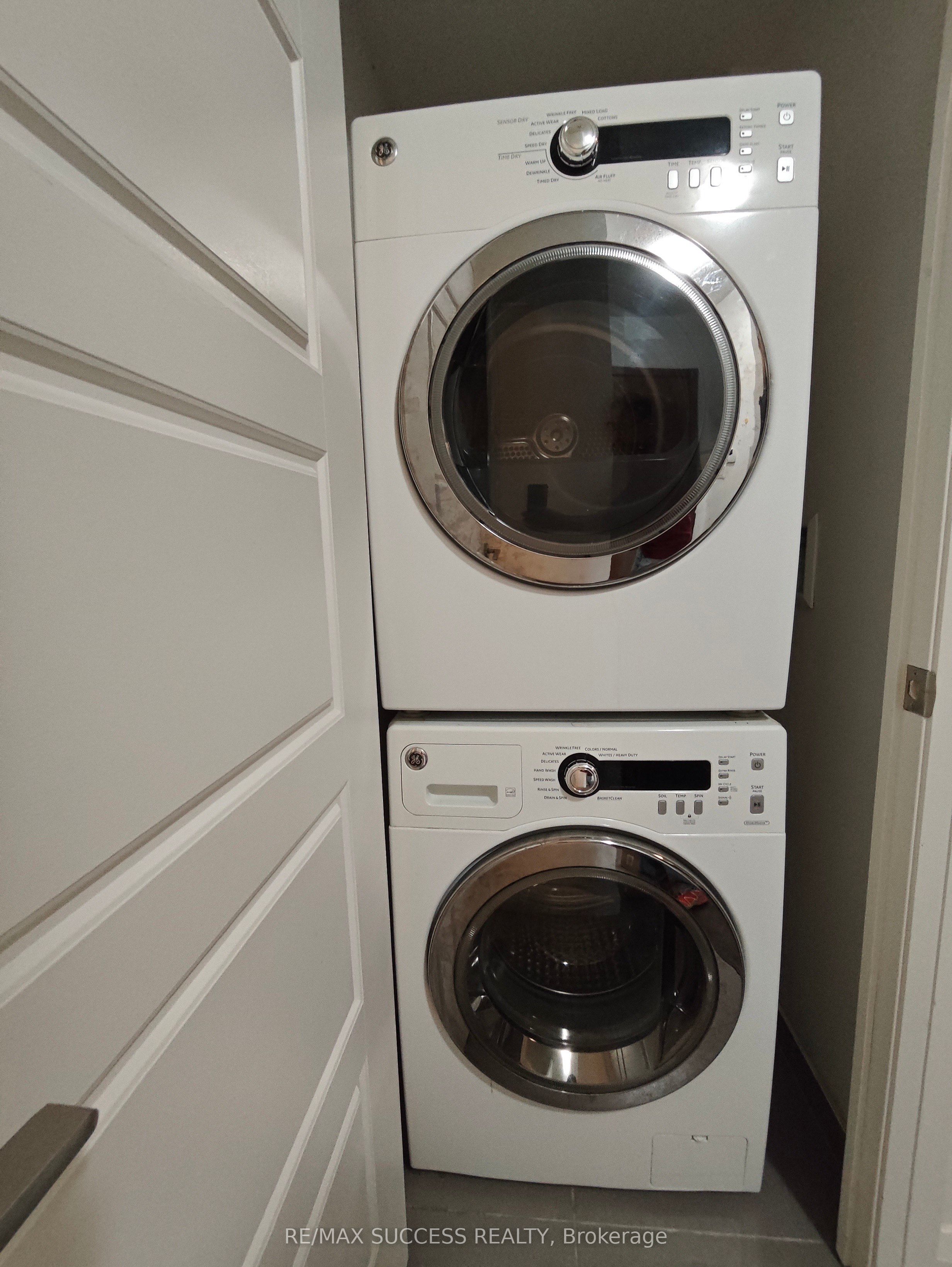 Photo 21 of Unit 108, 1 Uptown Drive, Markham, Unionville — HOMEH