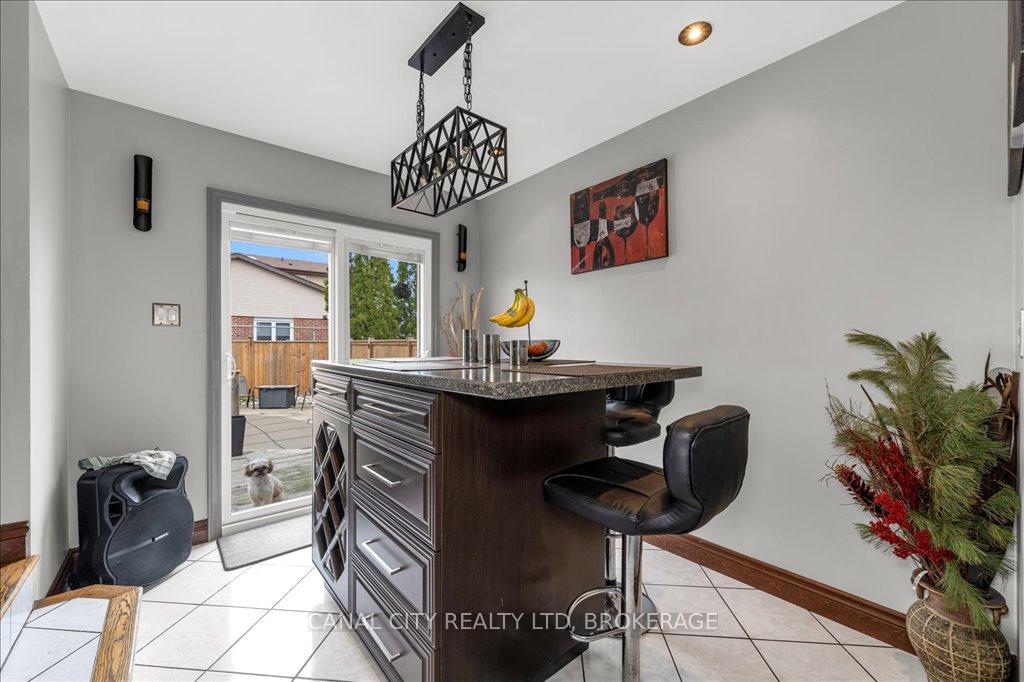 Photo 12 of 20 Capri Street, Thorold, Confederation Heights — HOMEH