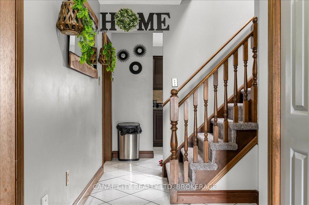 Photo 14 of 20 Capri Street, Thorold, Confederation Heights — HOMEH