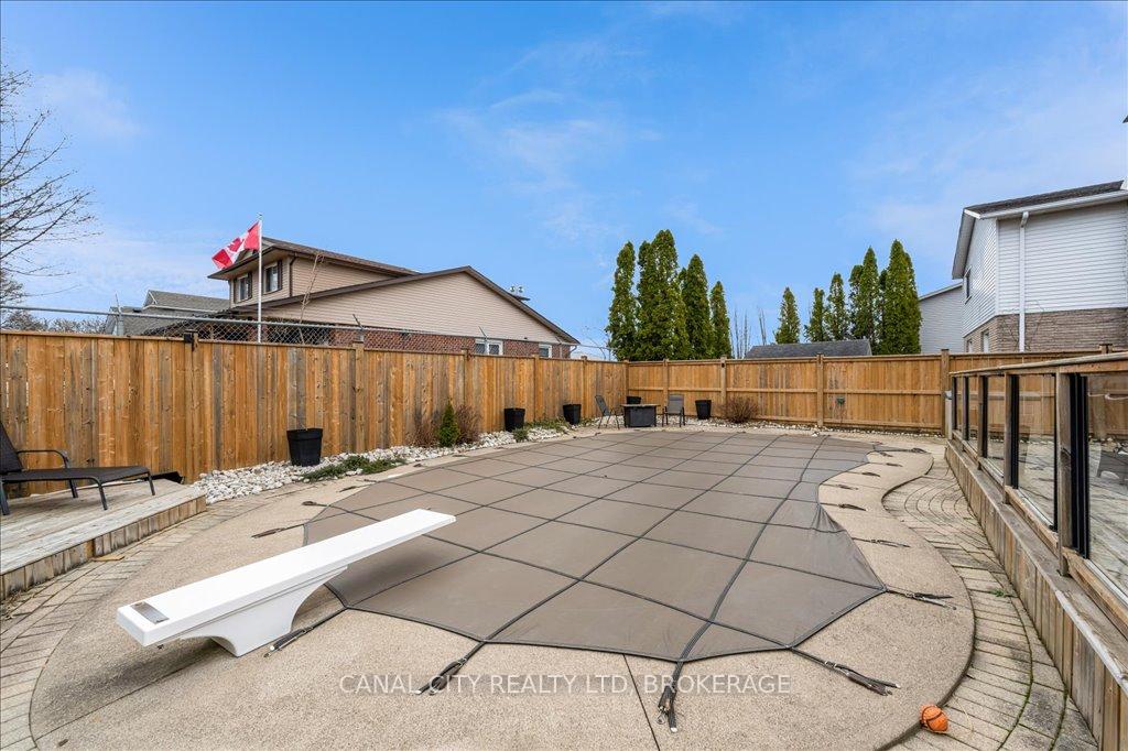 Photo 30 of 20 Capri Street, Thorold, Confederation Heights — HOMEH
