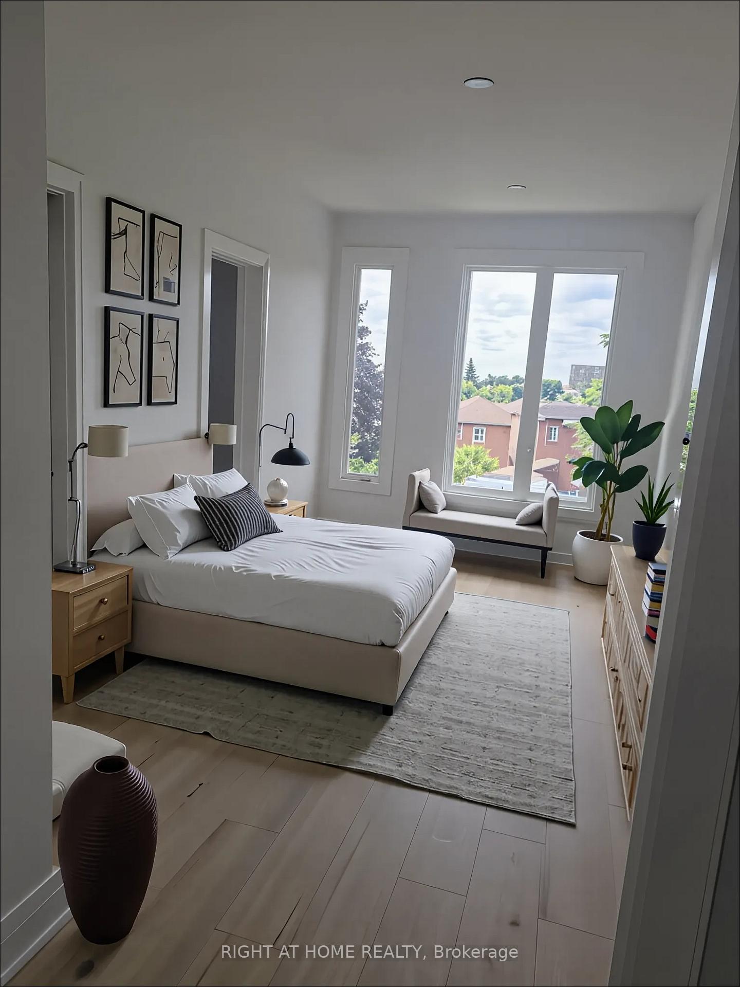 Photo 11 of Unit 3, 696 Winona Drive, Toronto, Oakwood Village — HOMEH