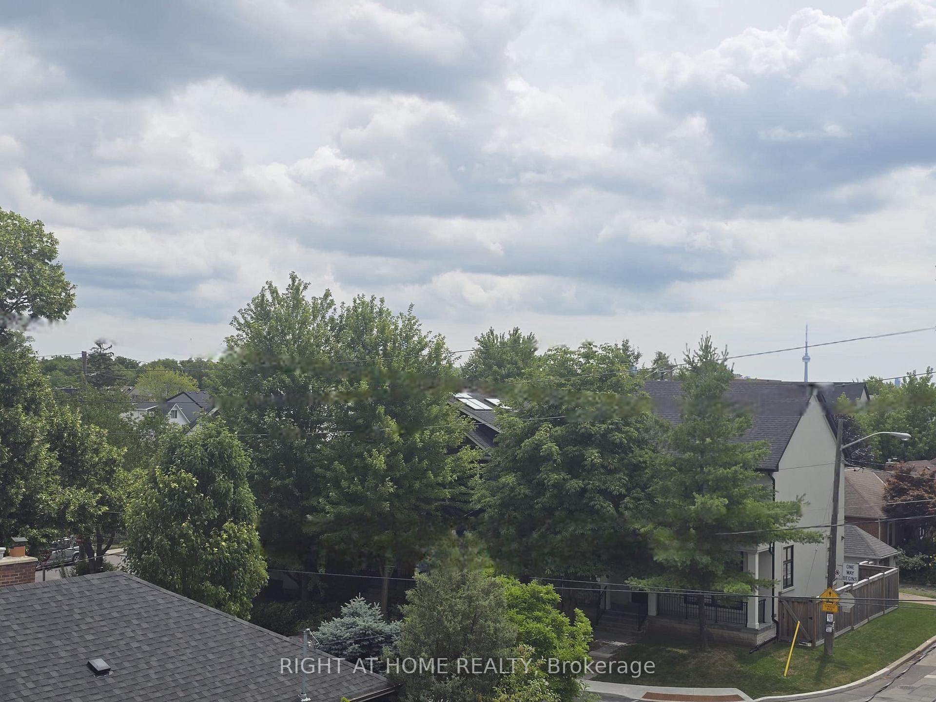 Photo 14 of Unit 3, 696 Winona Drive, Toronto, Oakwood Village — HOMEH