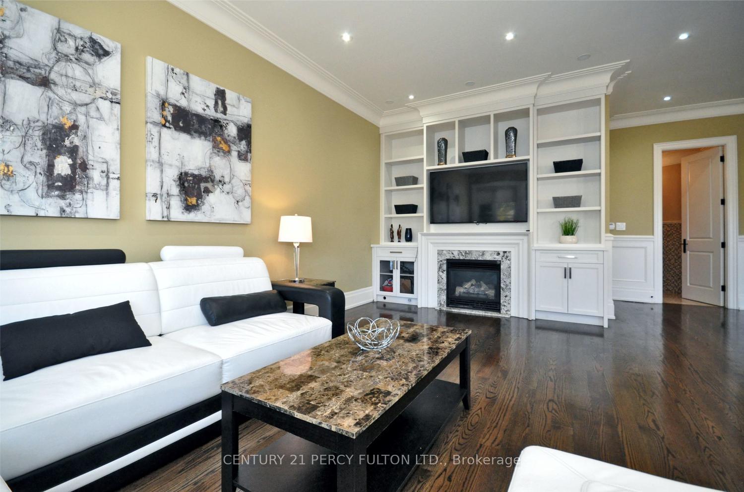 Photo 8 of 9 Aspen Avenue, Toronto, O'Connor-Parkview — HOMEH