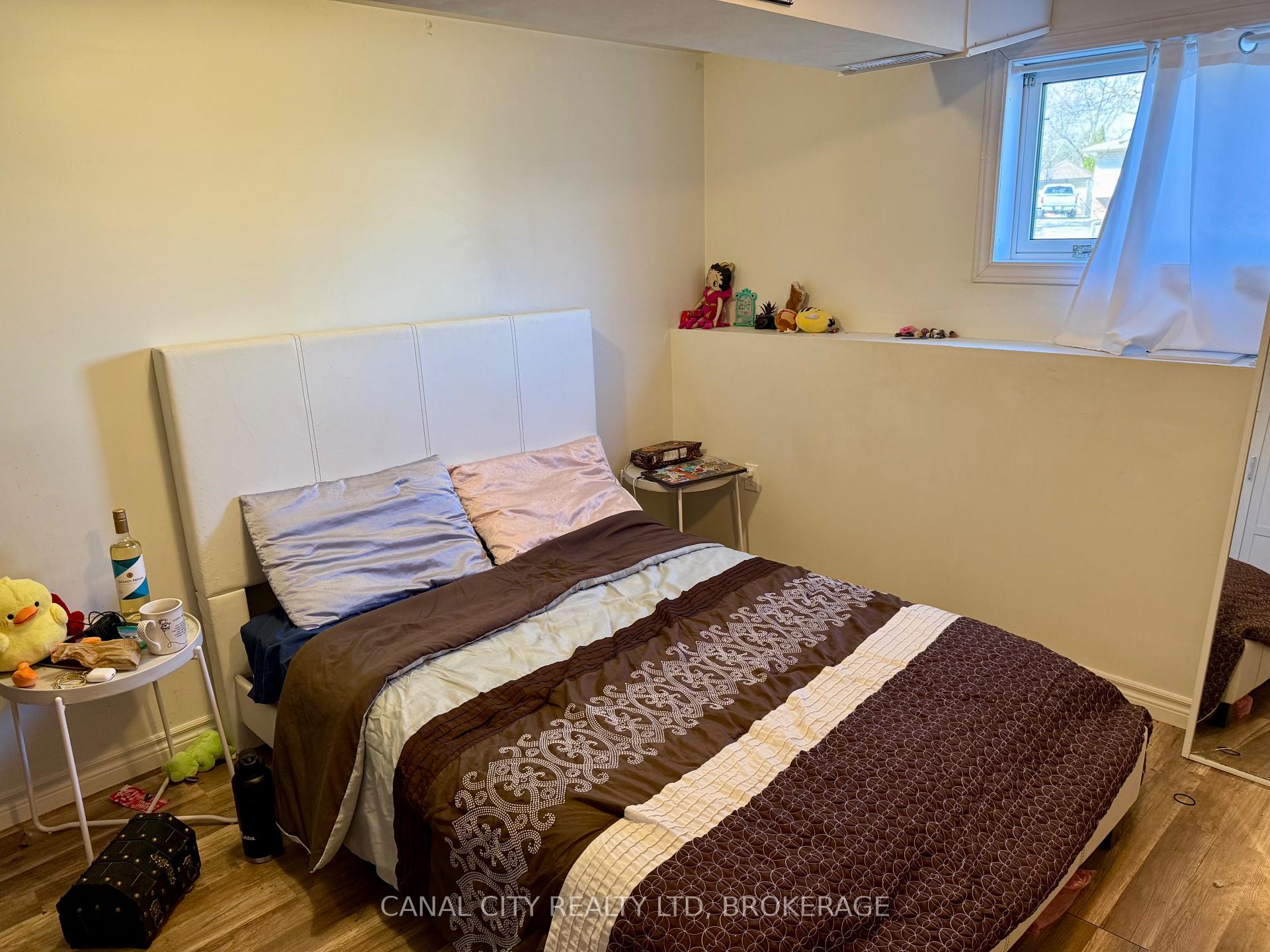 Photo 14 of 10 Baldwin Circle, Thorold, Confederation Heights — HOMEH